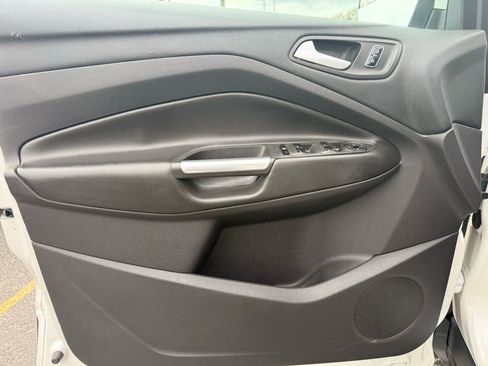 Used 2014 Ford Escape SE w/ Equipment Group 201A image 8