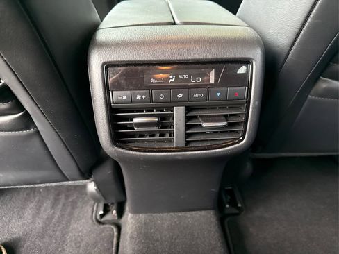 Used 2019 MAZDA CX-9 Touring image 32