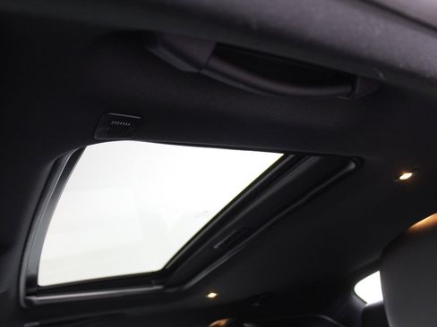 Used 2023 Dodge Challenger SRT Hellcat w/ Driver Convenience Group image 13