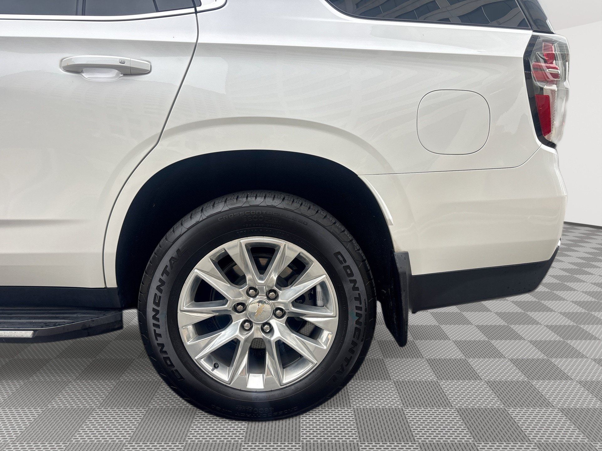 Used 2022 Chevrolet Tahoe LT w/ LT Signature Package AWD/4WD image 29