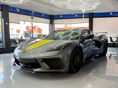 Used 2022 Chevrolet Corvette Stingray Premium Cpe RWD image 3