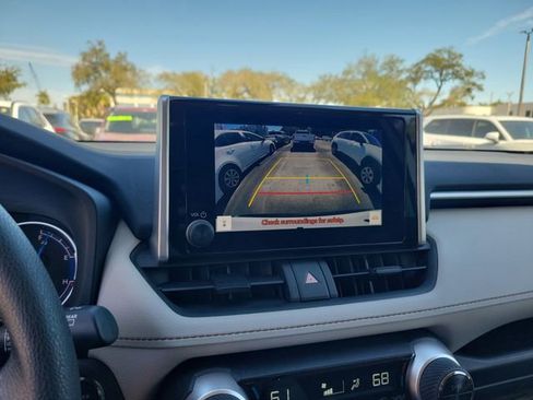 Used 2024 Toyota RAV4 XLE image 21