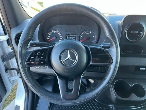 Used 2021 Mercedes-Benz Sprinter 144 Cargo image 26