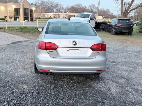 Used 2014 Volkswagen Jetta SE image 6