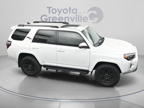 Certified 2024 Toyota 4Runner TRD Off-Road Premium w/ Moonroof Package AWD/4WD image 18