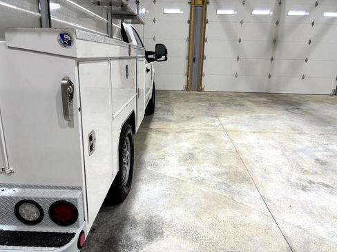 Used 2017 Ford F350 XL w/ Power Equipment Group image 10