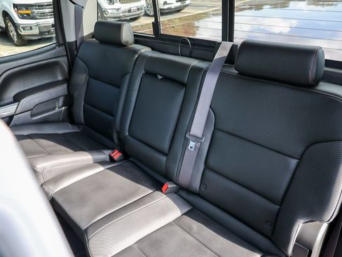 Used 2018 RAM 1500 Laramie w/ Convenience Group AWD/4WD image 39
