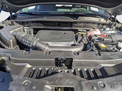 New 2025 Chevrolet Blazer LT w/ Midnight/Sport Edition image 20