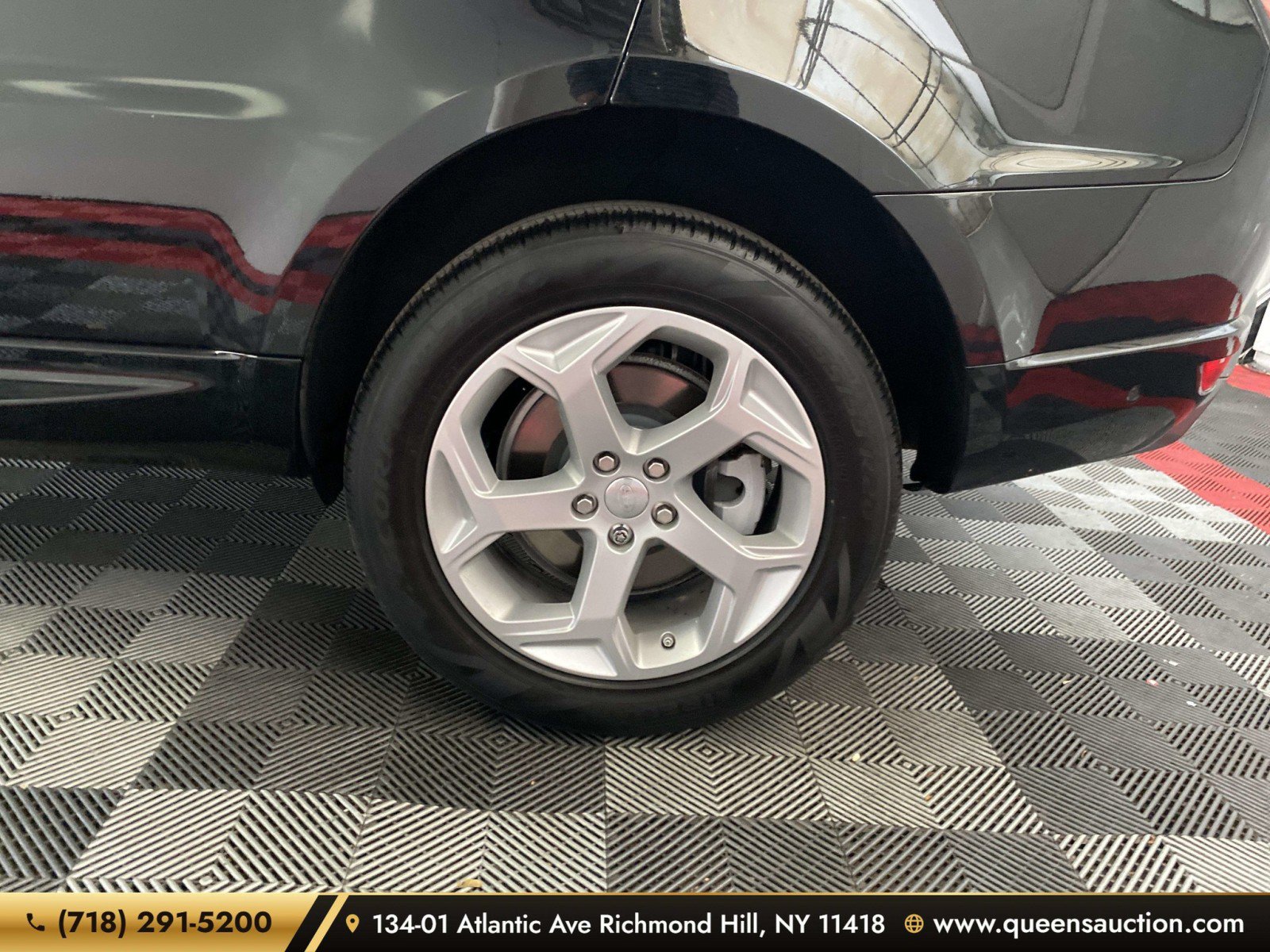 Used 2019 Land Rover Range Rover Sport HSE AWD/4WD image 10