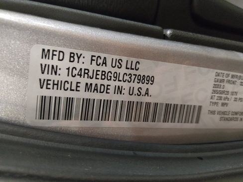 Used 2020 Jeep Grand Cherokee Limited RWD image 33