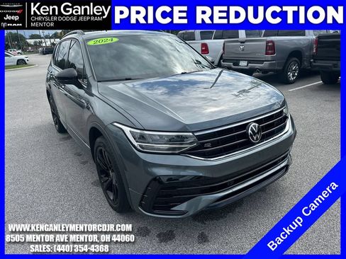 Used 2024 Volkswagen Tiguan SE R-Line AWD/4WD image 2