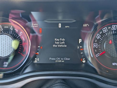 Used 2019 Dodge Challenger R/T w/ Stars & Stripes Edition image 27