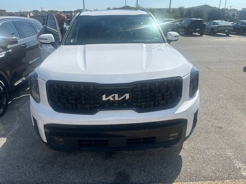 Used 2024 Kia Telluride SX X-Line AWD/4WD image 3