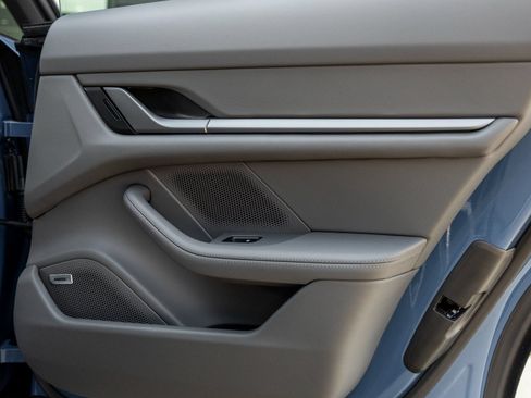 Certified 2025 Porsche Taycan AWD/4WD image 34