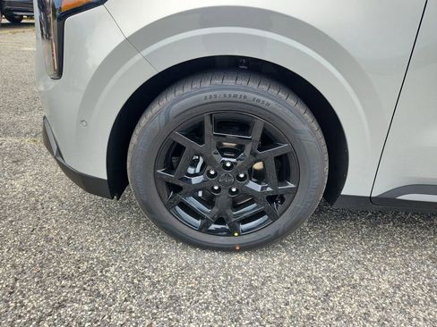 New 2026 Kia Carnival SX Prestige image 24