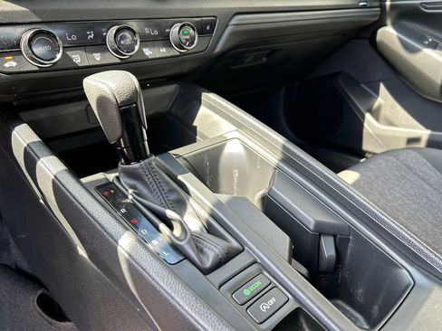 Used 2024 Honda Accord EX image 19