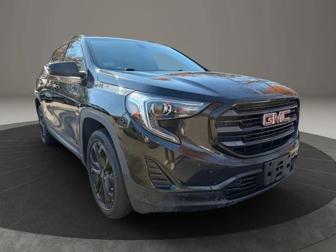 Used 2019 GMC Terrain SLE w/ Driver Convenience Package image 3