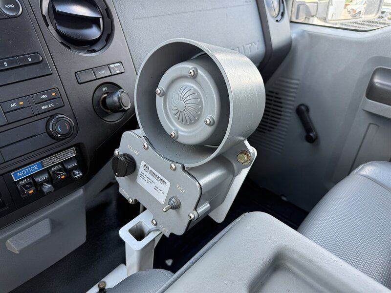 Used 2016 Ford F550 2WD Regular Cab Super Duty image 39