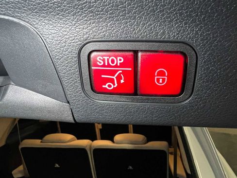 Certified 2024 Mercedes-Benz GLS 580 4MATIC image 18