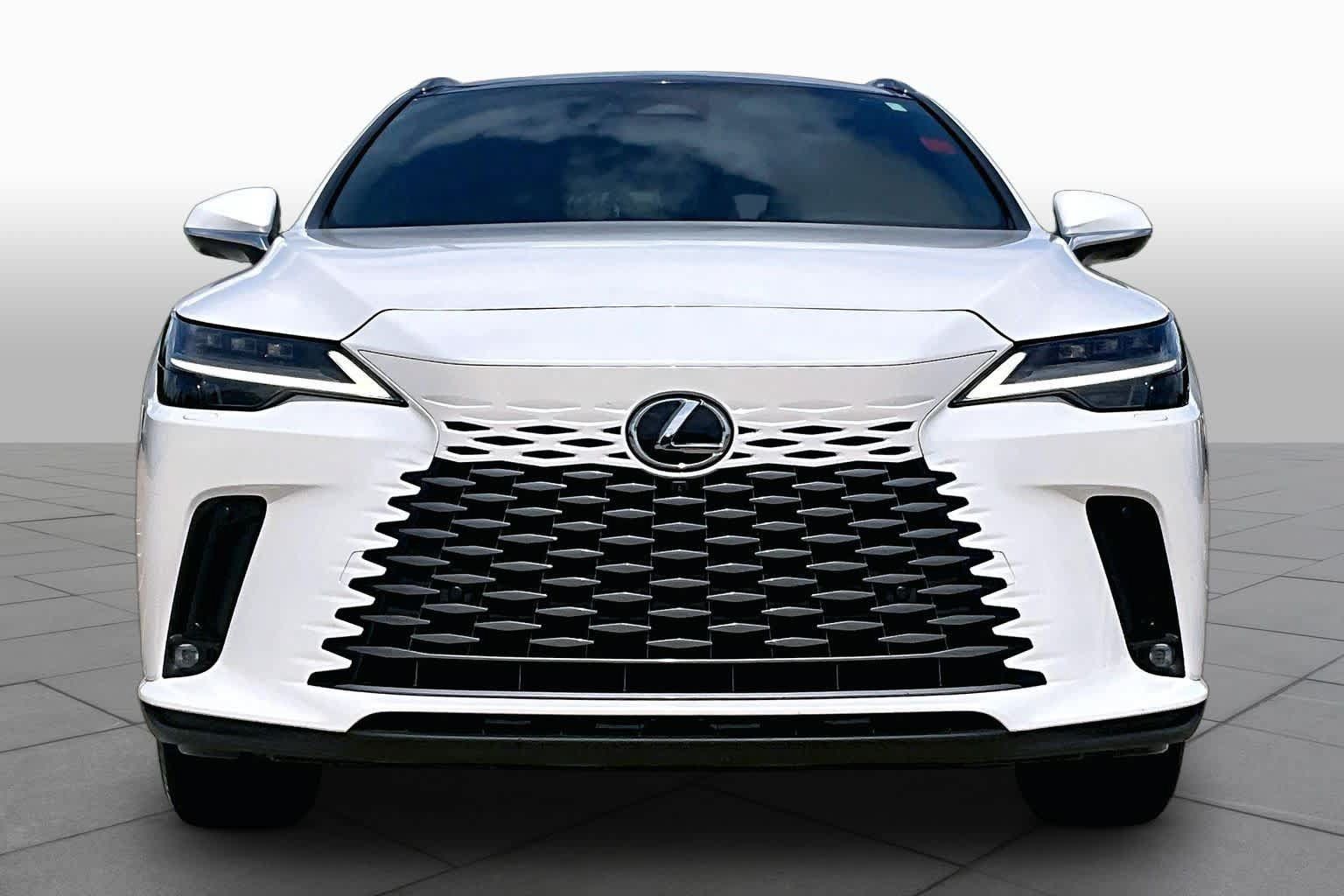 Used 2026 Lexus RX 450h AWD w/ Convenience Package image 4