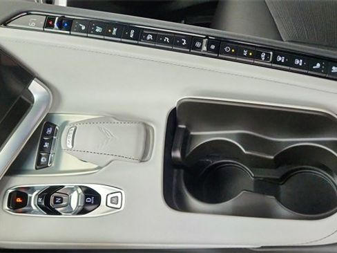 Used 2022 Chevrolet Corvette Stingray image 46