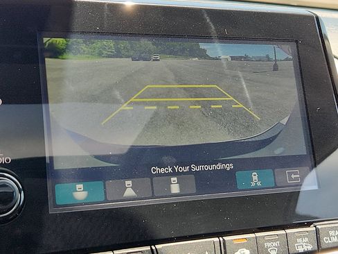 Used 2023 Honda Odyssey Touring image 18