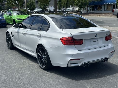 Used 2015 BMW M3 RWD image 11