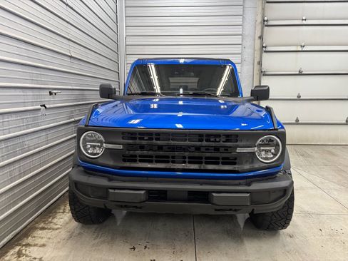 Used 2023 Ford Bronco 4-Door image 2