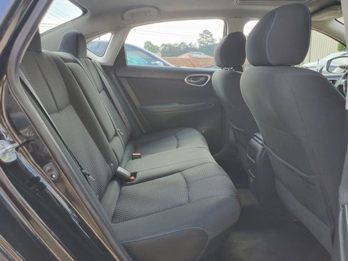 Used 2017 Nissan Sentra SR Turbo w/ SR Midnight Edition FWD image 6