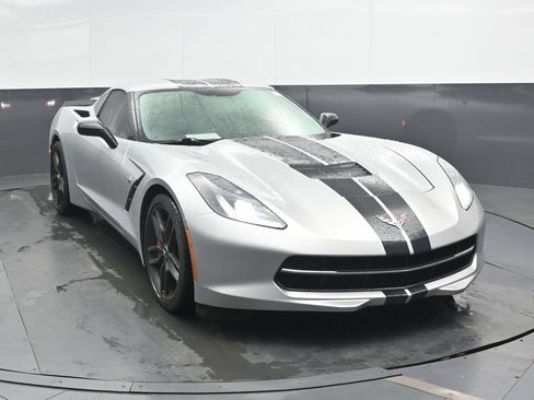 Used 2015 Chevrolet Corvette Stingray Coupe w/ 3LT Preferred Equipment Group RWD image 4