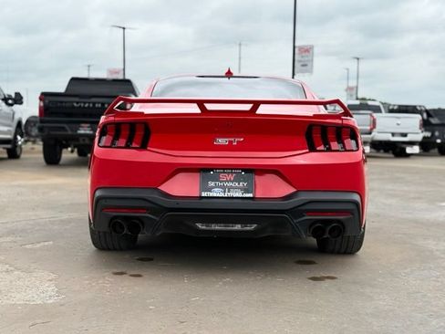 Used 2025 Ford Mustang GT Premium w/ GT Performance Package RWD image 7