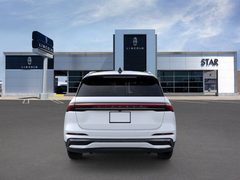 New 2026 Lincoln Nautilus Reserve AWD/4WD image 5
