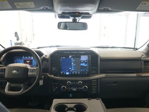 Used 2024 Ford F150 XLT AWD/4WD image 28