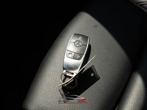 Used 2020 Mercedes-Benz CLA 250 w/ Premium Package image 48