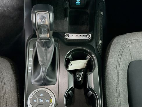 Used 2025 Ford Bronco Big Bend AWD/4WD image 25