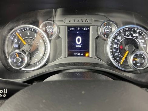 Used 2022 RAM 1500 Big Horn AWD/4WD image 17