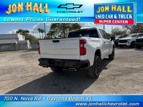 Used 2024 Chevrolet Silverado 1500 LT Trail Boss image 9
