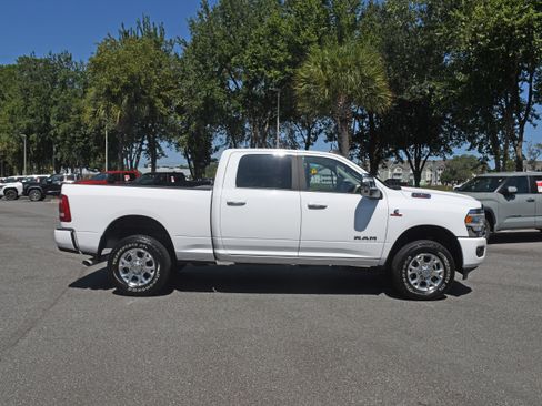 Used 2024 RAM 2500 Laramie w/ Safety Group AWD/4WD image 5