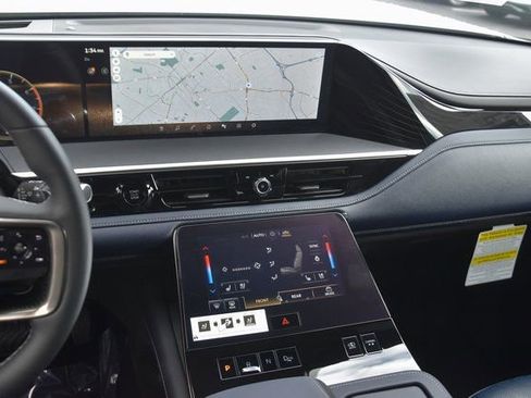 New 2026 INFINITI QX80 4WD w/ Sport Exterior Package image 22