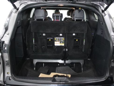 Used 2022 Toyota Sienna XSE w/ XSE Plus Package FWD image 29