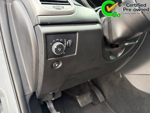 Certified 2021 Jeep Grand Cherokee Laredo X AWD/4WD image 45