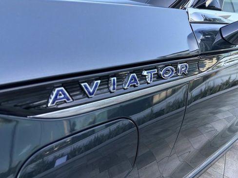 Certified 2022 Lincoln Aviator Black Label Grand Touring w/ Class IV Trailer Tow Package image 9