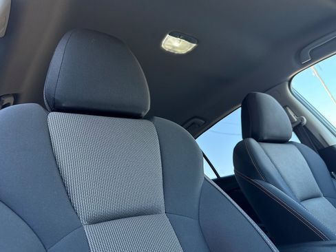 Used 2022 Subaru Crosstrek 2.0i Premium w/ Popular Package #3 image 17