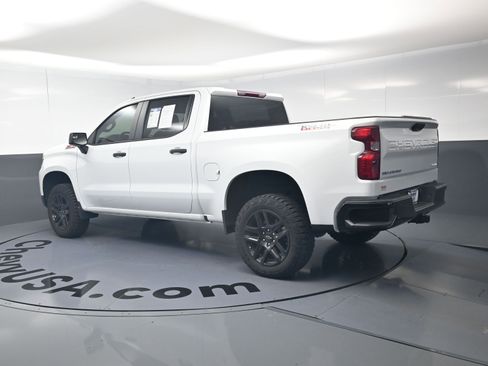 Used 2024 Chevrolet Silverado 1500 Custom Trail Boss w/ LPO, Dark Essentials Package AWD/4WD image 7