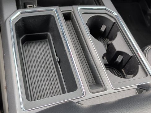 Used 2019 Ford F150 XLT w/ Equipment Group 302A Luxury AWD/4WD image 20