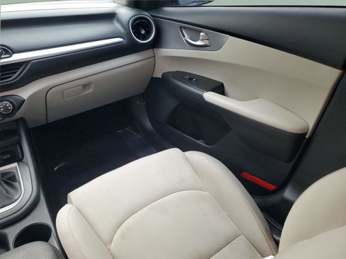 Certified 2023 Kia Forte LXS image 14