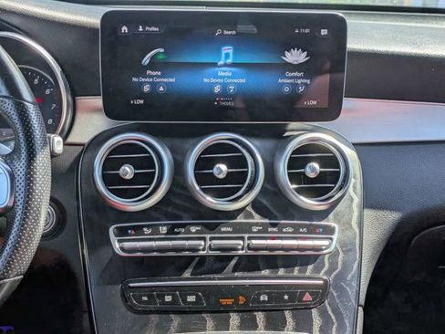 Used 2022 Mercedes-Benz GLC 300 4MATIC w/ AMG Line image 16