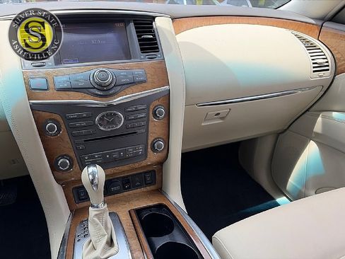 Used 2014 INFINITI QX80 4WD w/ Theater Package image 25