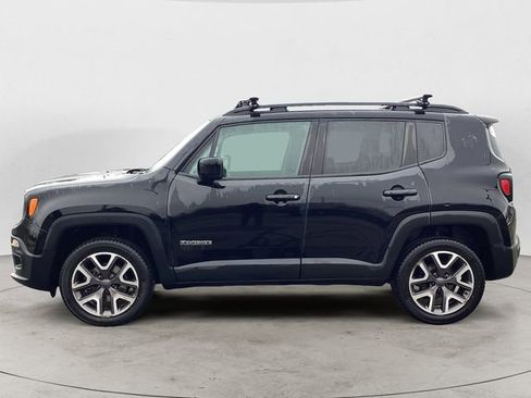 Used 2016 Jeep Renegade Latitude image 2