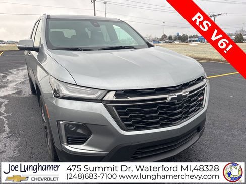 Certified 2023 Chevrolet Traverse RS image 1